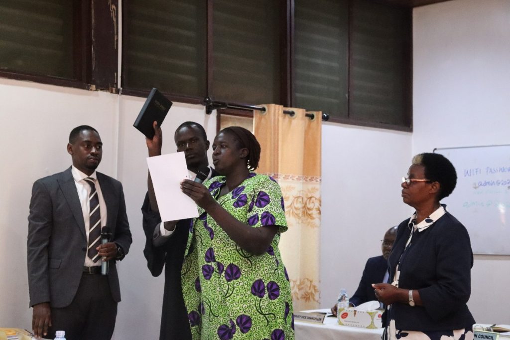 4 new members sworn in University Council